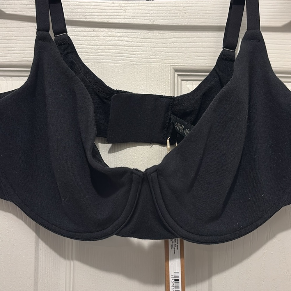 ‼️NWT‼️ SKIMS cotton Jersey t shirt bra - Picture 2 of 6